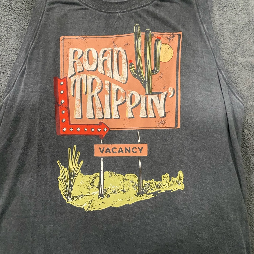 Maurice’s tank top grey